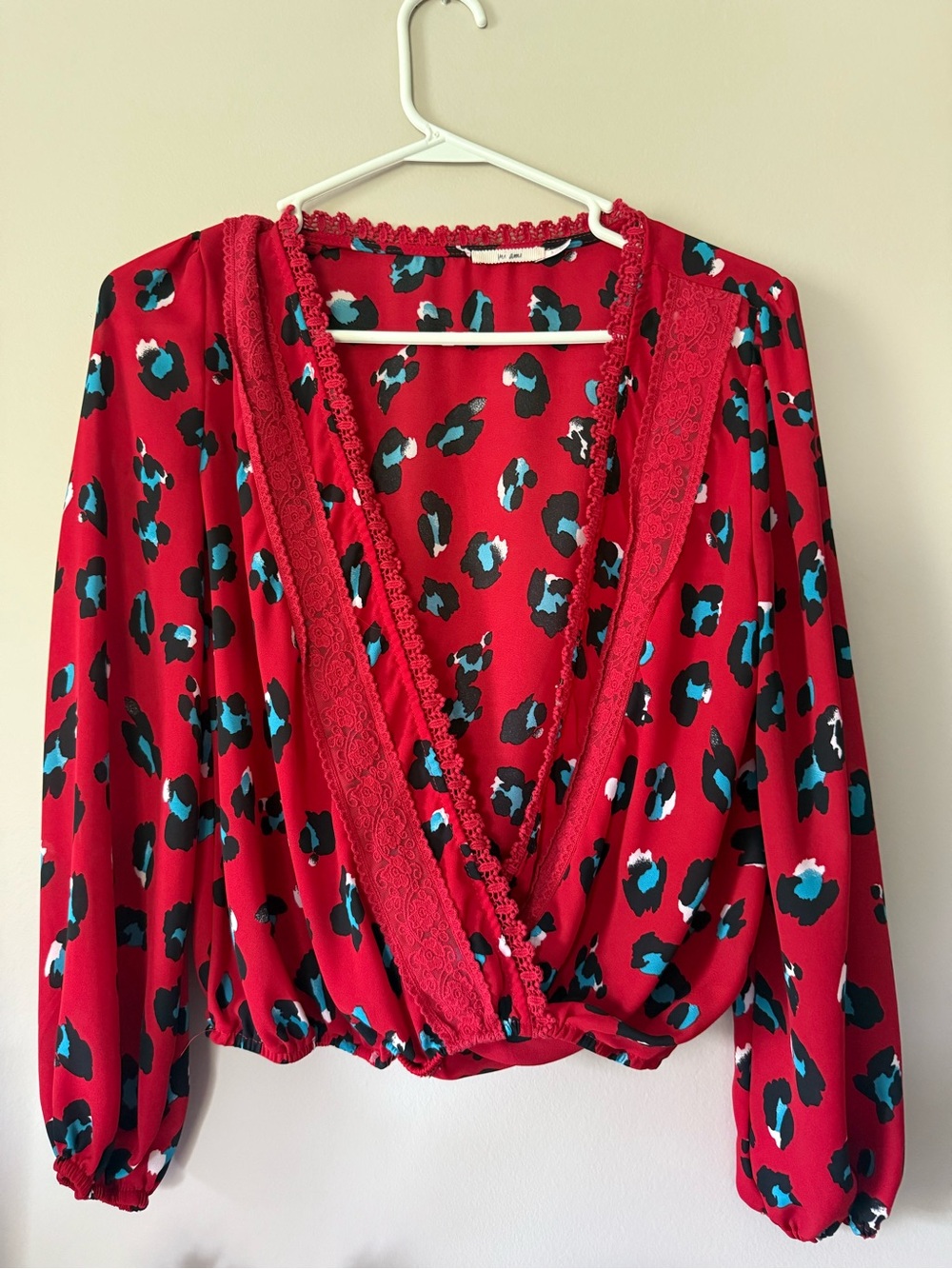 Red Leopard Print V-Neck Long Sleeve Blouse